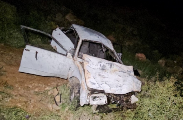 Երևան-Մեղրի ավտոճանապարհի 82-րդ կմ-ին բախվել են «Toyota Corolla» և «VAZ» մակնիշների ավտոմեքենաները. կա 2 զոհ